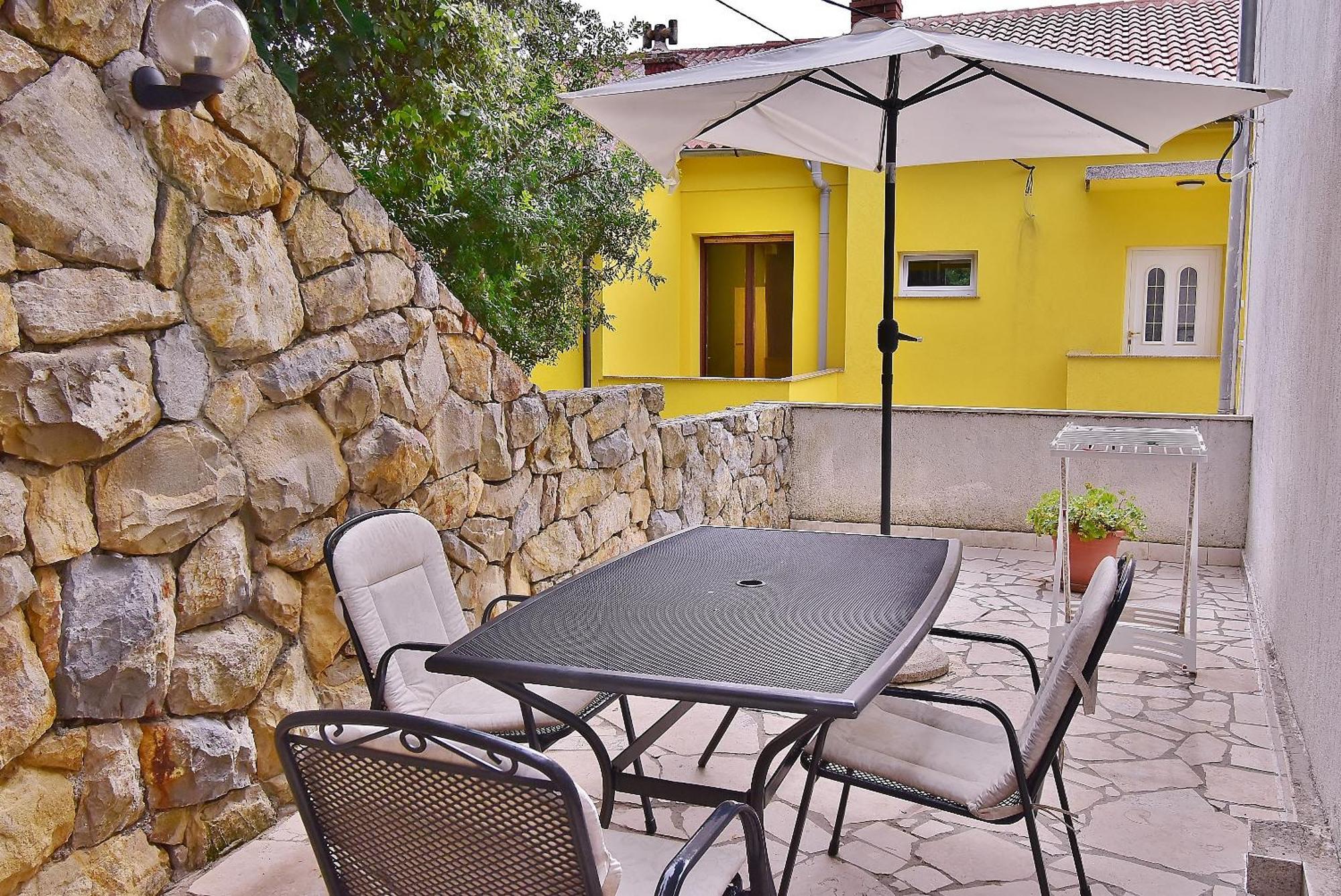 Lucija Apartment Kampor Luaran gambar