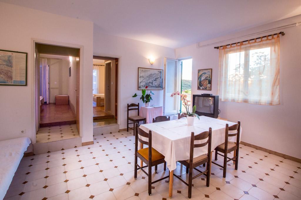 Lucija Apartment Kampor Luaran gambar
