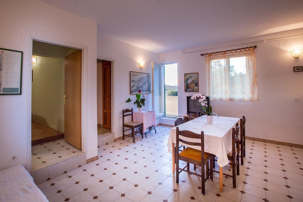 Lucija Apartment Kampor Luaran gambar