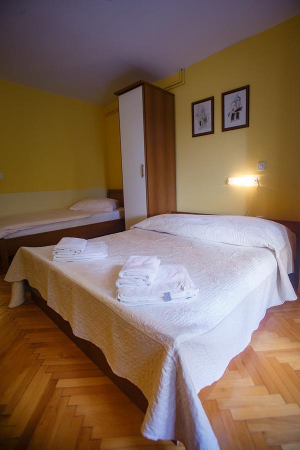 Lucija Apartment Kampor Luaran gambar